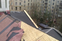 Монтаж кровли из гибкой черепицы: подготовка основания Монтаж кровли из гибкой черепицы: подготовка основания